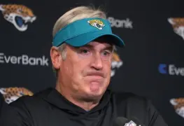 Jaguars despide al coach Doug Pederson