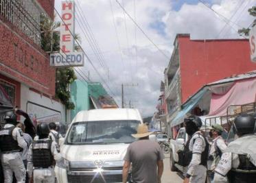 En un hotel de Chiapas rescataron a 21 migrantes de diferentes países