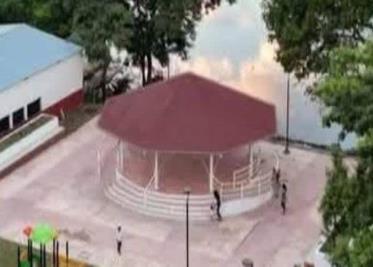 Cerrado centro de salud en Poblado Playa Larga, personal de salud de vacaciones