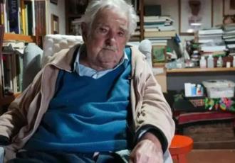 José Mujica descubre que su cáncer de esófago se ha propagado y anuncia que deja sus terapias.