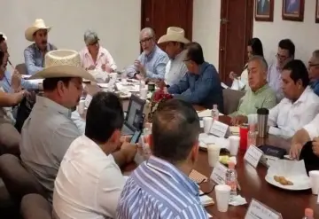 Tabasco y Chiapas en coordinación con el gobierno federal conforman Grupo de Trabajo para campaña nacional contra Tuberculosis Bovina