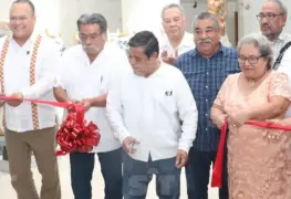 Inauguran exposición fotográfica de Tomás Rivas sobre desalojo de Plaza de Armas