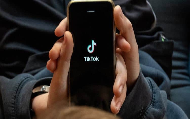 TikTok cierra en Estados Unidos horas antes de una prohibición