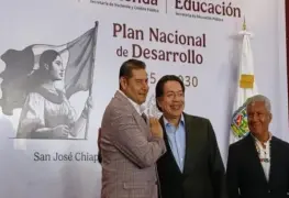 En Puebla, SEP anuncia que destinará más de 120 mil mdp a programa de becas