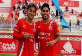 Los futbolistas tabasqueños Andros Sánchez y Jesús Vidal anotaron con Pioneros Jr. en la goleada que le propinaron 5-0 a Felinos 48 en el inicio de la jornada 14 de la Temporada 2024-2025 de la Tercera División