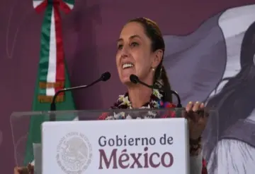 PRESIDENTA CLAUDIA SHEINBAUM DA BANDERAZO DE SALIDA A LA COMISIÓN GENERAL LÁZARO CÁRDENAS DEL RÍO PARA LA MIXTECA OAXAQUEÑA