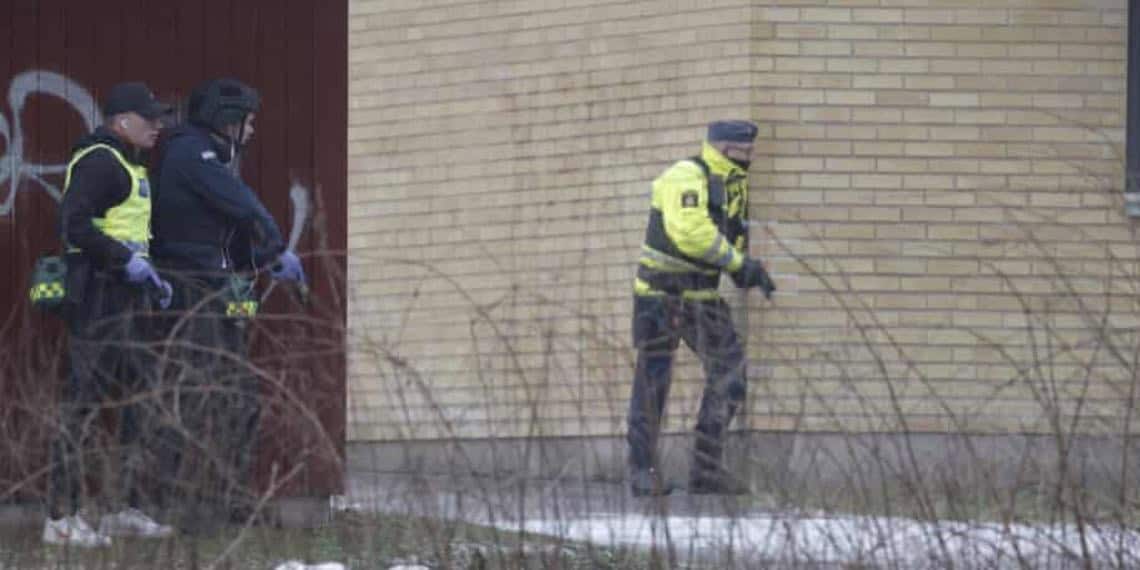 Se reporta un tiroteo en una escuela de Suecia; se registran al menos 10 personas sin vida