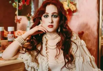 Chappell Roan lidera una campaña para apoyar a la salud mental de artistas en crecimiento