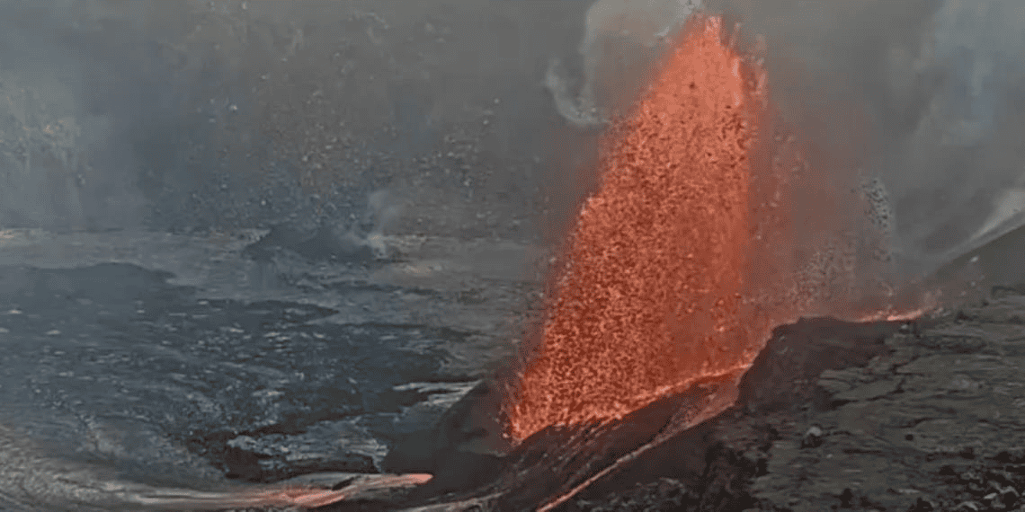 Kilauea sorprende con nueva erupción y espectaculares fuentes de lava