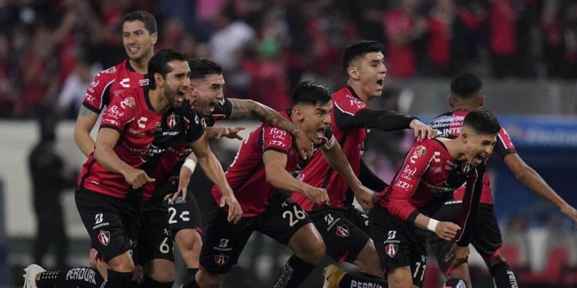 Fiel a su estilo, Atlas consiguió su primer triunfo del torneo