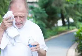 El calor extremo intensifica el proceso de envejecimiento en adultos mayores