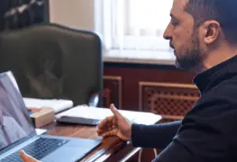 Zelensky busca fin definitivo a la guerra mientras EU suspende ayuda de inteligencia a Ucrania