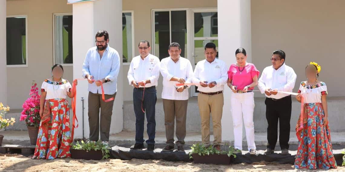 Gobierno del Pueblo mejora infraestructura educativa en beneficio de estudiantes de nivel medio superior y superior de Centla

