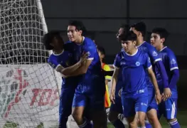 Deportivo Napoli Tabasco regresó a la senda de la victoria al imponerse de estupenda forma 3-1 a Antequera FC en el Estadio Olímpico de Villahermosa