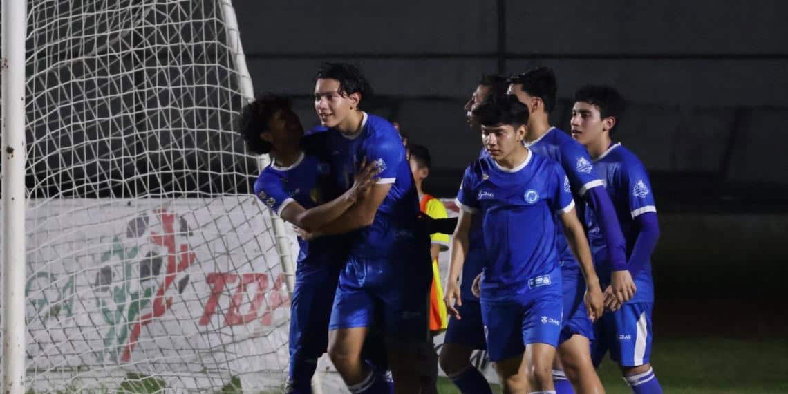 Deportivo Napoli Tabasco regresó a la senda de la victoria al imponerse de estupenda forma 3-1 a Antequera FC en el Estadio Olímpico de Villahermosa