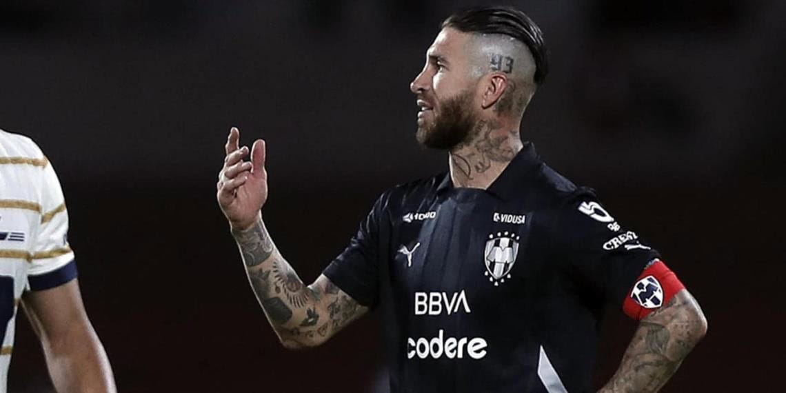 Sergio Ramos es sancionado con un partido de suspensión por comportamiento agresivo.