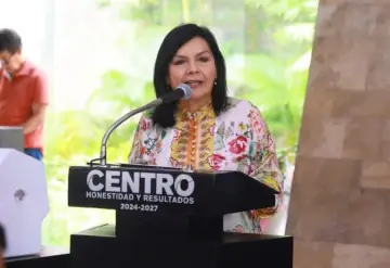 Reconoce Yolanda Osuna a jardineros por embellecer espacios públicos de Centro