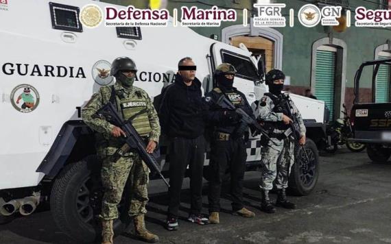 En la ciudad de méxico, se detuvo al líder de una célula delictiva responsable del reclutamiento de personas en campos de adiestramiento.