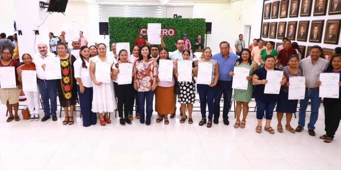 Otorgan Yolanda Osuna y el INPI constancias de autodeterminación a 19 comunidades yokot´an