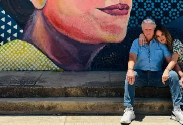 Andrea Legarreta realizo viaje junto a su papá