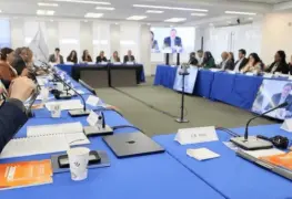 OMS recorta personal.