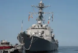 Buque de EU llega a Veracruz para reabastecimiento.