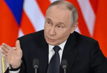 Presidente de Rusia rechaza reunirse con Zelensky.