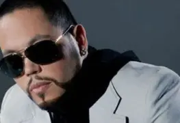 A.B. Quintanilla regresa a México