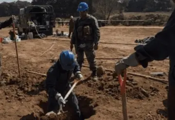 Empresarios cómplices.