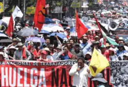 Maestros de la CNTE retoman plantón en el Zócalo