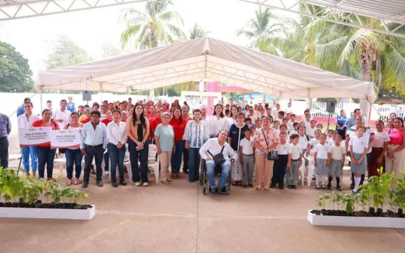 Impulsa Yolanda Osuna la sostenibilidad en Centro con huertos pedagógicos escolares en 20 planteles