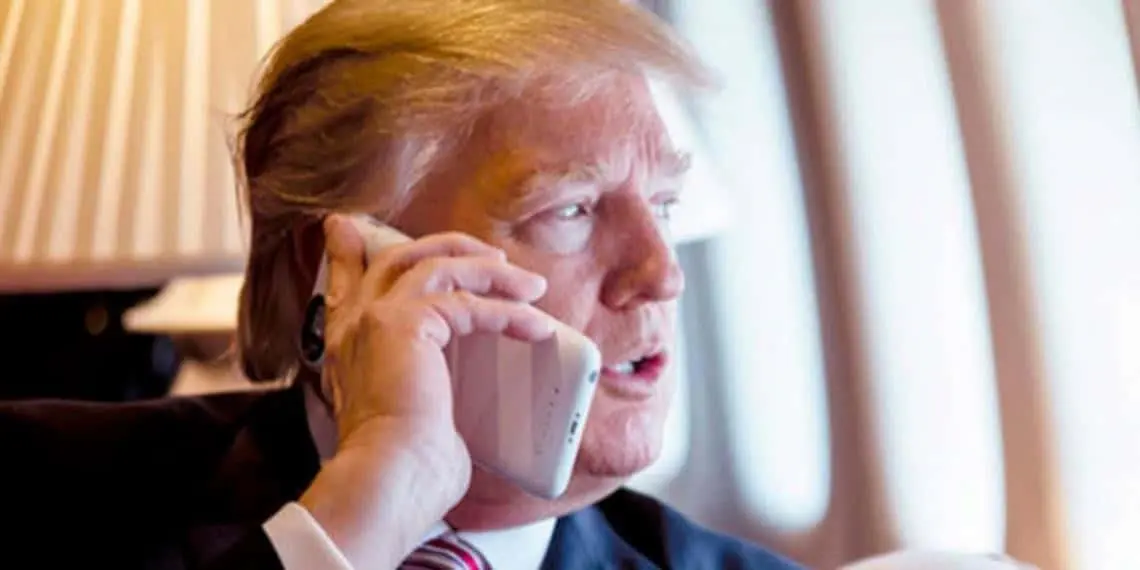 Trump amenaza a Apple.