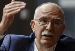 Mantienen diálogo por reapertura fronteriza.