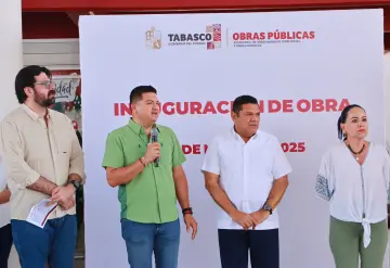 Entregan importantes obras en Comalcalco