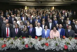 Refrenda Yolanda Osuna vinculación con Pemex y su sindicato para mayor competitividad en Centro