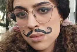 Guardia agrede a activista en CDMX.