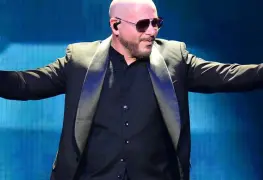 ¿Concierto de Pitbull o convención de clones?