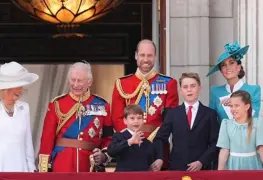 Brillan Kate y Charlotte en desfile real.