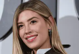 Michelle Salas celebra en el Valle de Guadalupe.