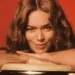 Karol G lanza su álbum más íntimo: ´Tropicoqueta´
