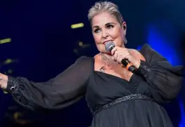 Lupita DAlessio pide disculpas