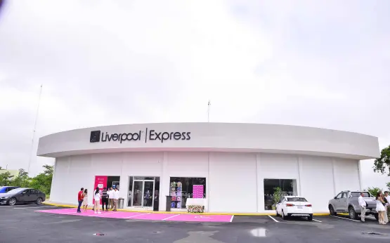 Liverpool Express llega a Macuspana con un innovador formato comercial