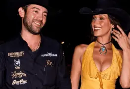 Bella y Adán, amor a la vista.