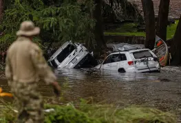 Siguen buscando sobrevivientes