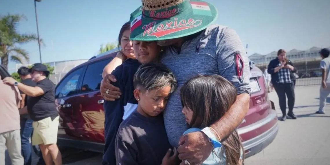 Detenidos 60 mexicanos en redadas migratorias en California