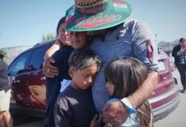 Detenidos 60 mexicanos en redadas migratorias en California