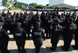 Han causado baja 200 policías