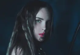 Belinda se arriesga por Heterocromía