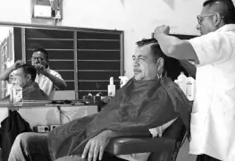 Cando el lobo solitario de la peluquería tabasqueña