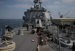 Militares colombianos alertan sobre riesgos por buques de guerra de EE. UU. en Venezuela